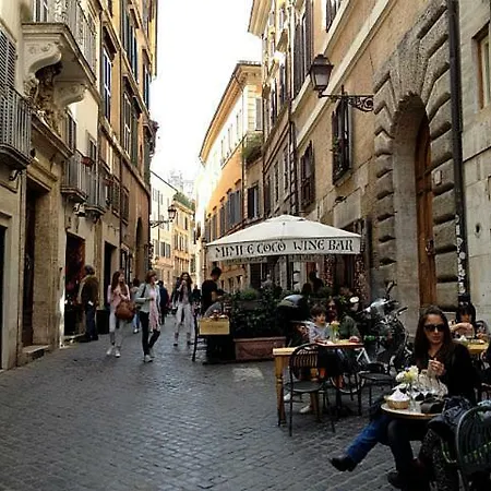 Domiziano Navona Lejlighed